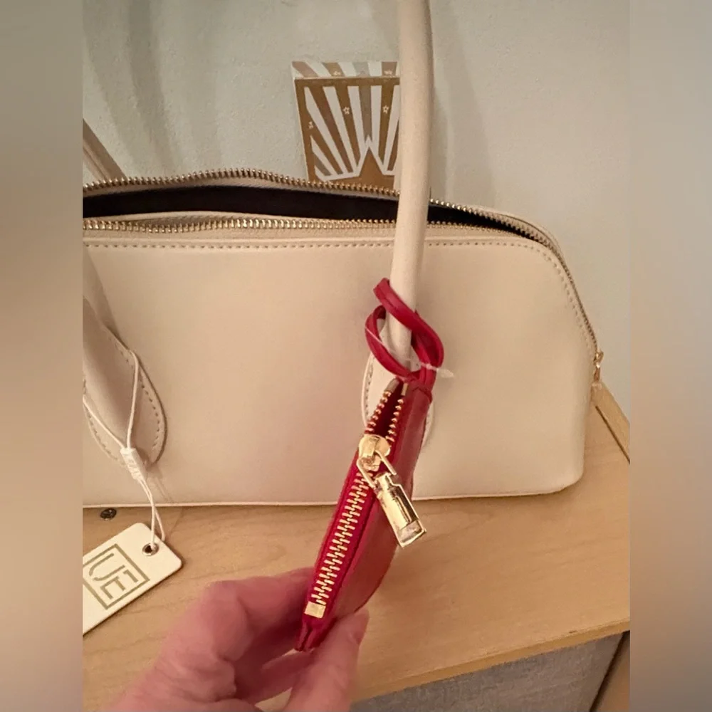 Urban Expressions Oatmilk Double Handle Handbag with Red Heart Zipper Pouch NWT - Picture 4 of 7